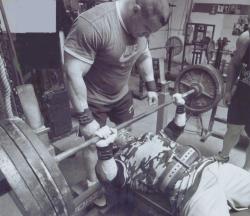 Branch Warren - HardCore benching!